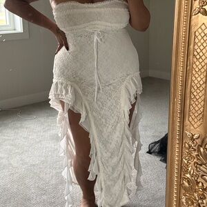 Beautiful White Strapless Lace Dress